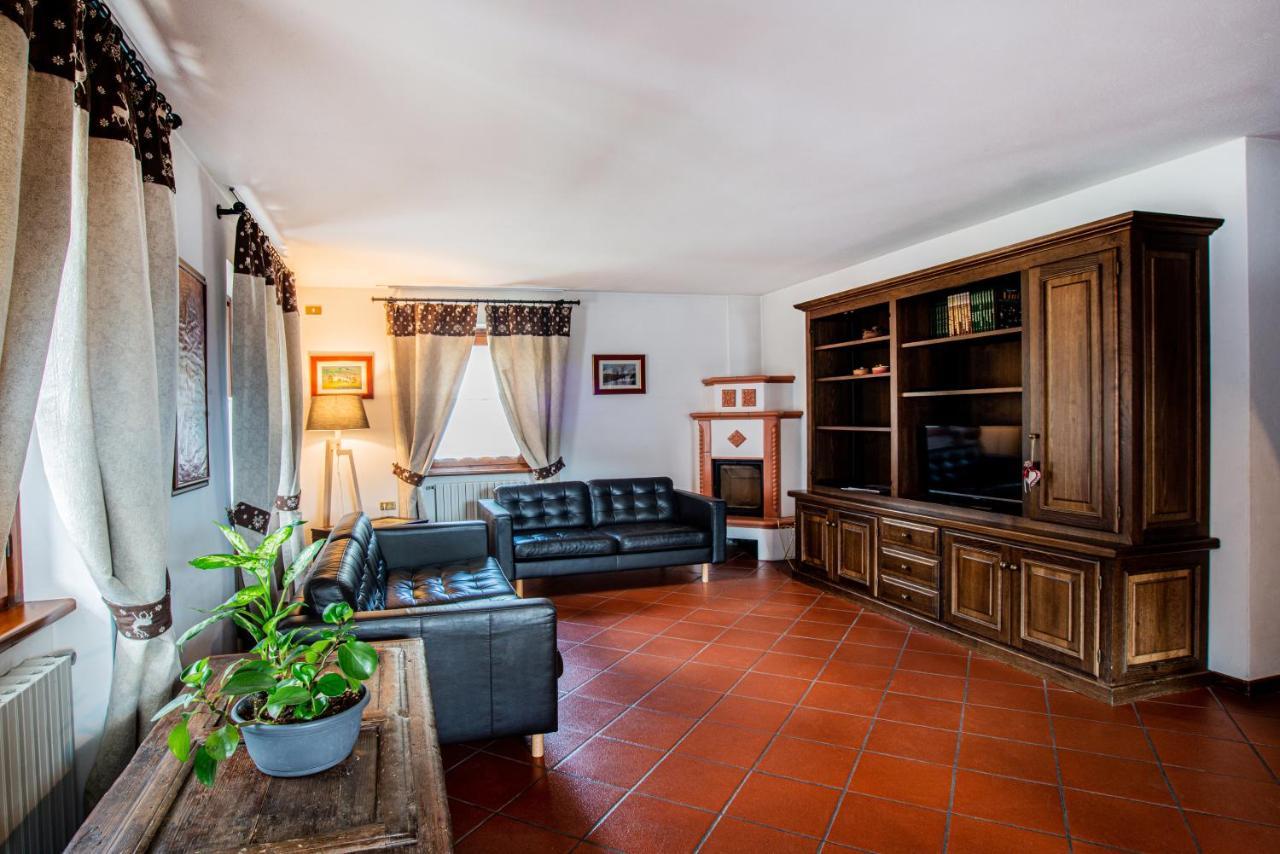 Appartamento Aldo Isolaccia Exterior foto